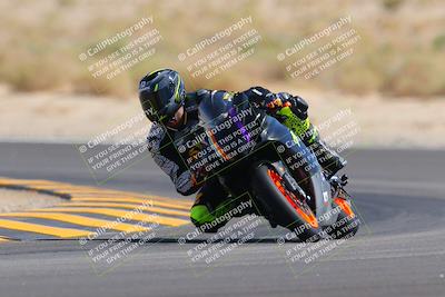 media/Oct-08-2022-SoCal Trackdays (Sat) [[1fc3beec89]]/Turn 16 (125pm)/